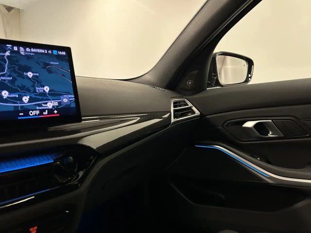 BMW 330 330d M-Sport Sedan xDrive