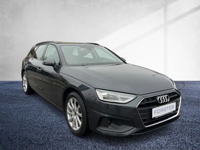 Audi A4 35 TFSI Avant Sedan