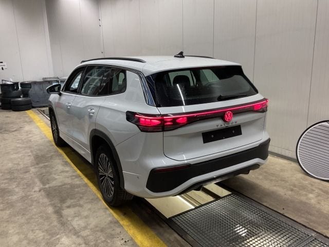 Volkswagen Tayron 2.0 TDI DSG IQ.Drive R-Line