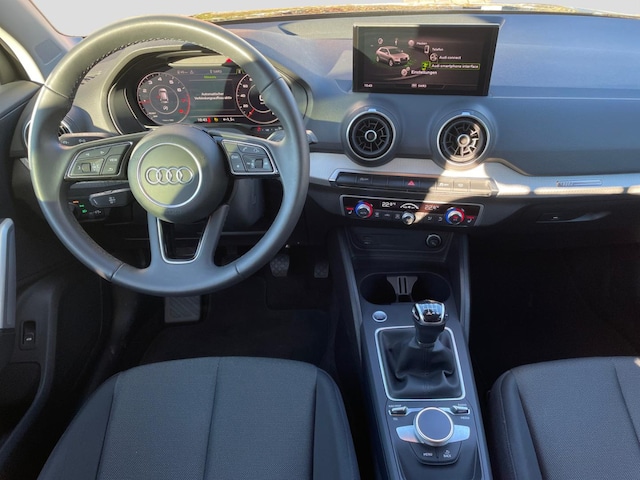 Audi Q2 30 TFSI S-Line