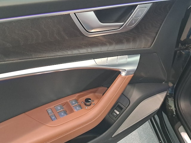 Audi A6 55 TFSI Avant Quattro S-Tronic