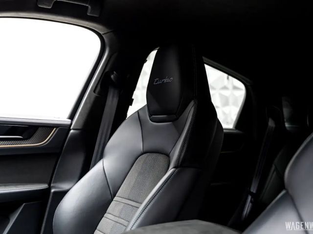 Porsche Cayenne Coupé E-Hybrid Turbo