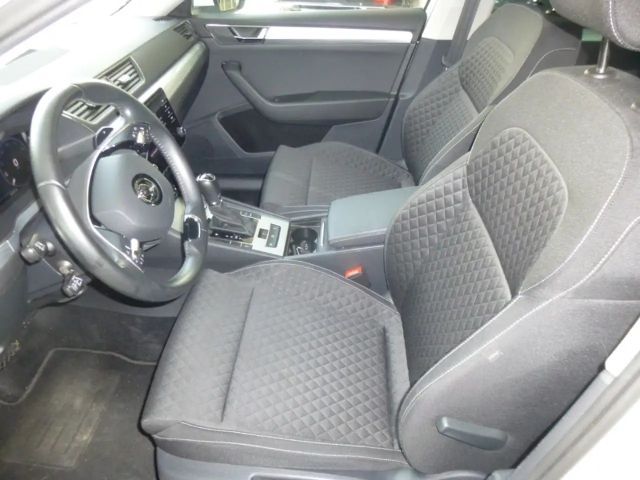 Skoda Superb 2.0 TDI Ambition Combi