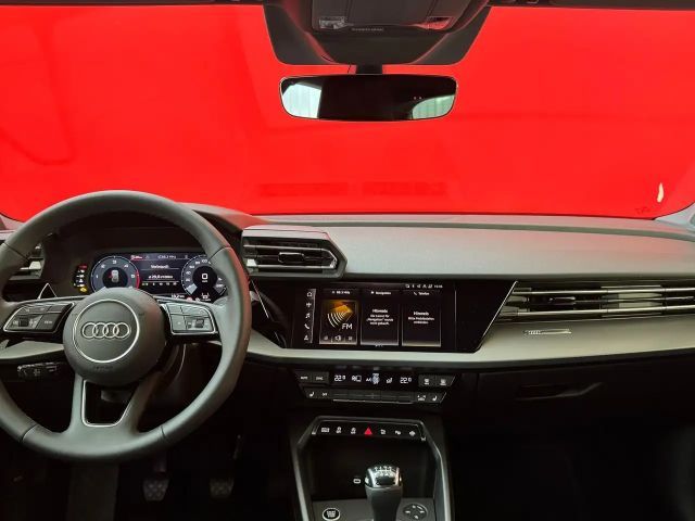 Audi A3 30 TDI Sedan