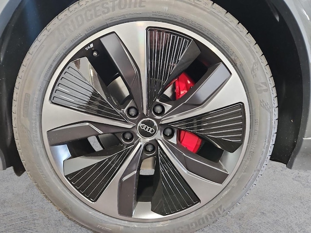 Audi Q6 e-tron Quattro