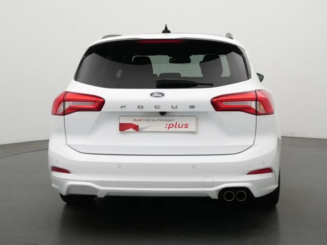 Ford Focus ST Line Wagon