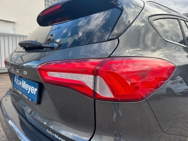 Ford Focus Titanium Wagon