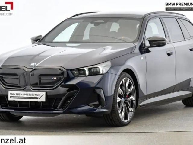 BMW i5 M60 Touring xDrive