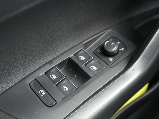 Volkswagen Taigo Taigo 1,0 TSI Goal +LED+Navi+AHK