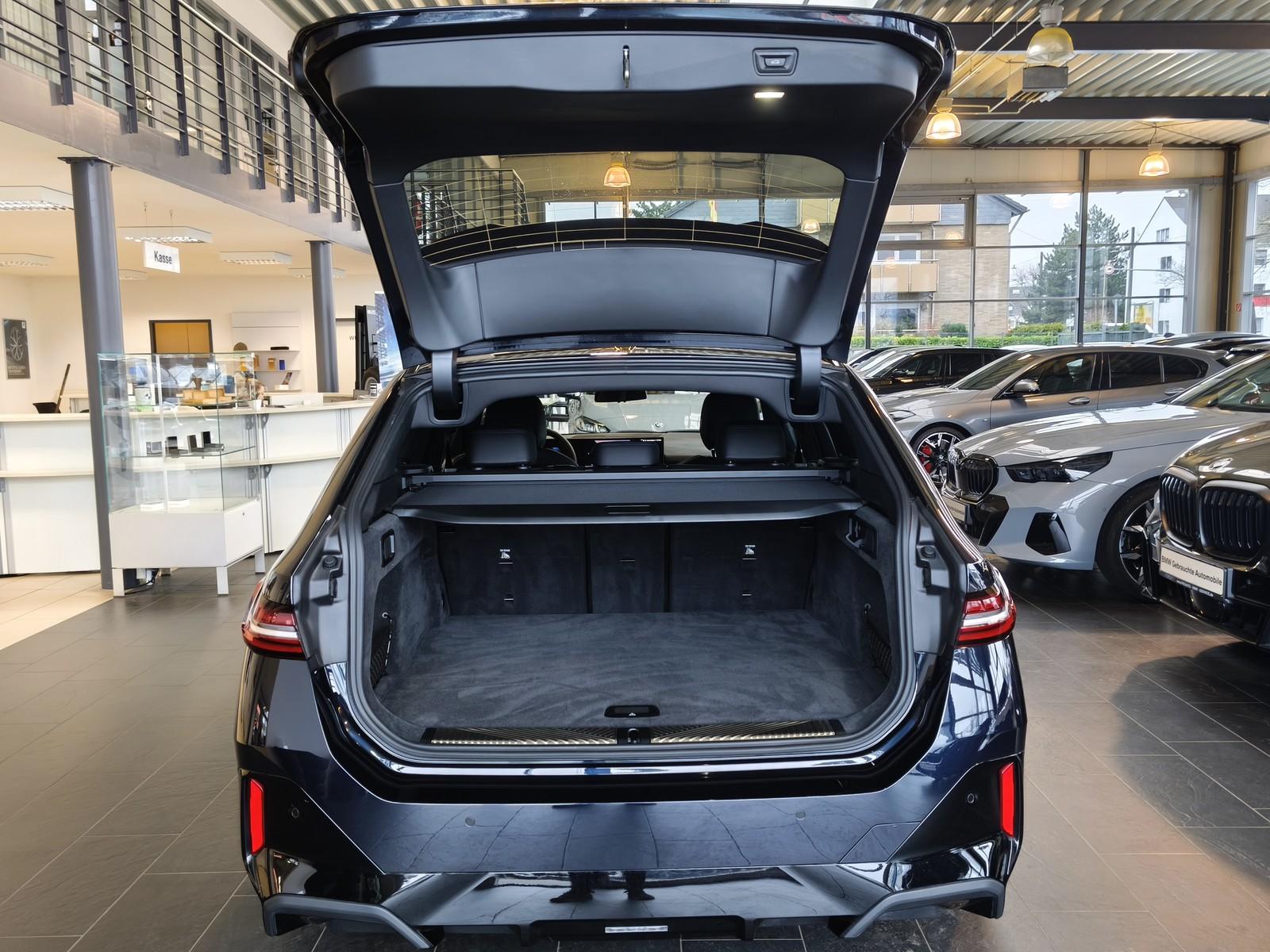 BMW 520 520i M-Sport Touring