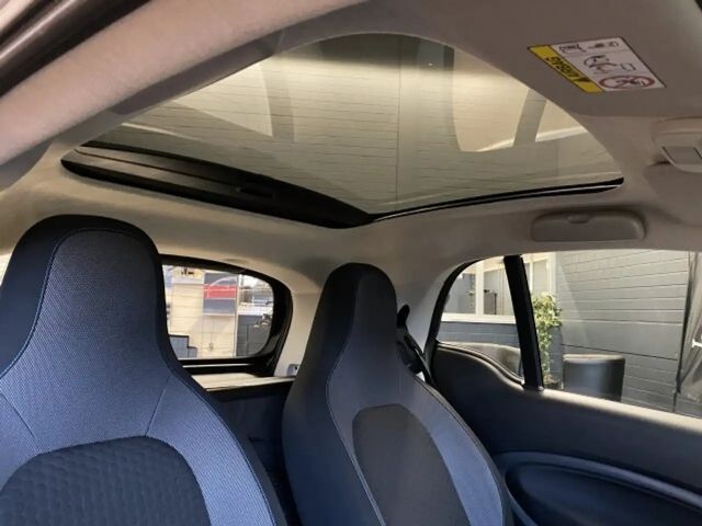 Smart EQ fortwo EQ fortwo LED Panorama Kamera Sitzheizung ... BC