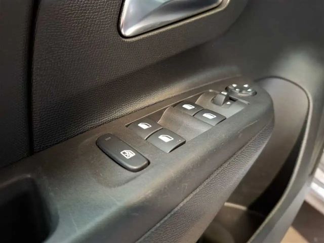 Opel Corsa 1.2 Turbo Edition Turbo