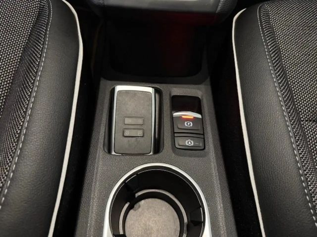 Renault Captur EDC Intens TCe 140