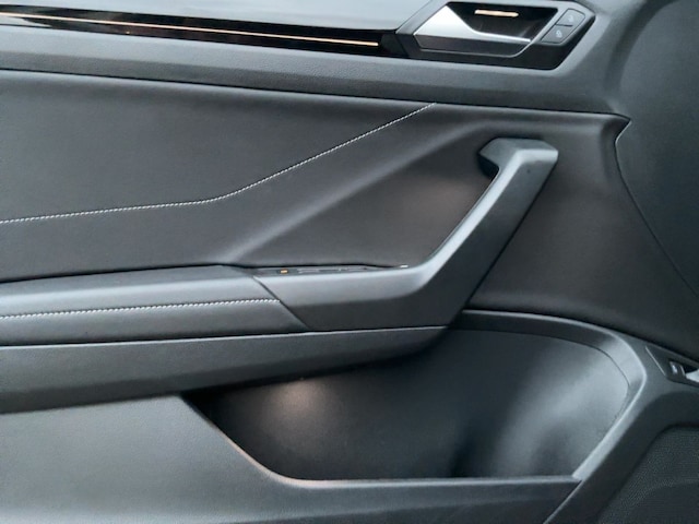 Volkswagen T-Roc 1.5 TSI DSG R-Line