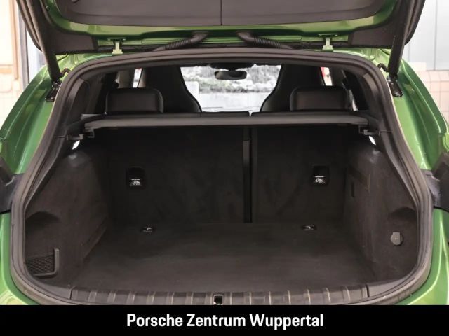 Porsche Taycan 4 Cross Turismo