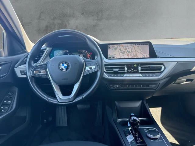 BMW 118 118i Advantage pakket Sedan