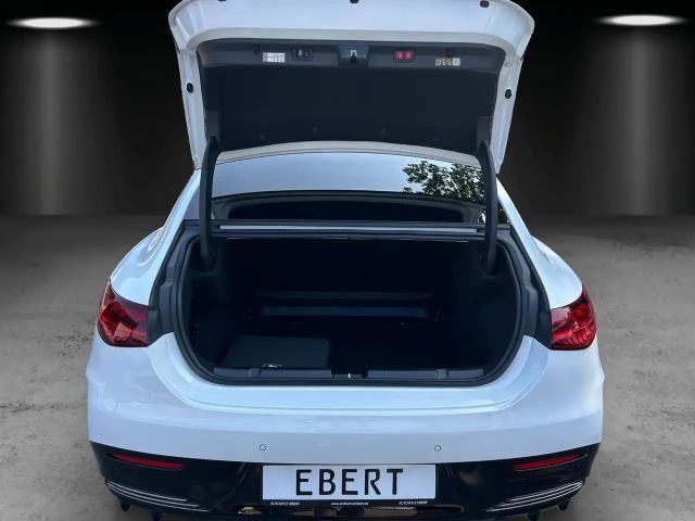 Mercedes-Benz EQE 43 AMG Line Sedan