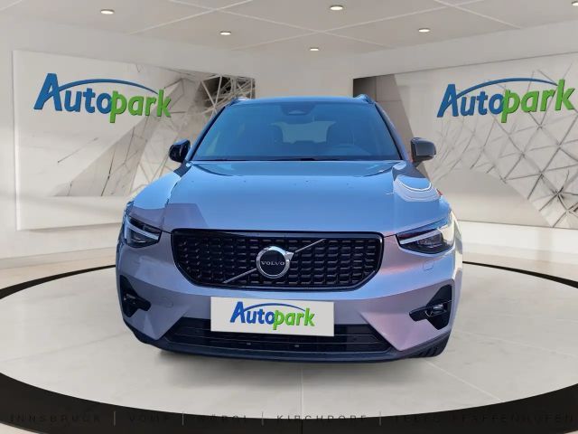 Volvo XC40 Dark Plus