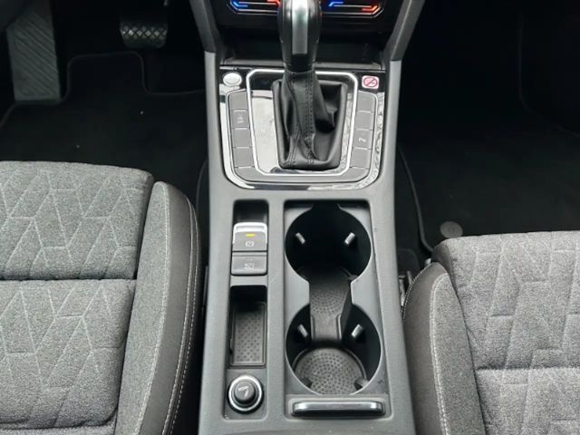 Volkswagen Passat 1.5 TSI Business DSG Variant