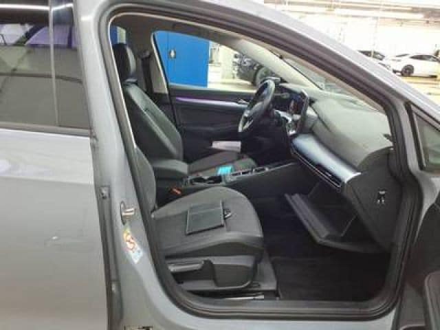 Volkswagen Golf 1.5 eTSI DSG Golf VIII