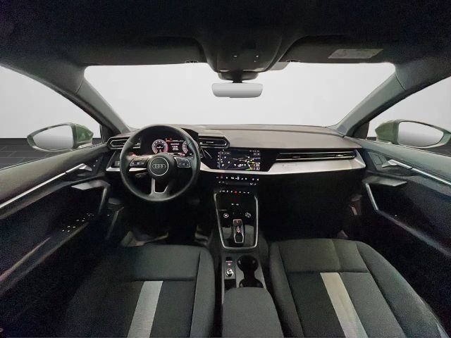 Audi A3 30 TFSI S-Tronic Sedan