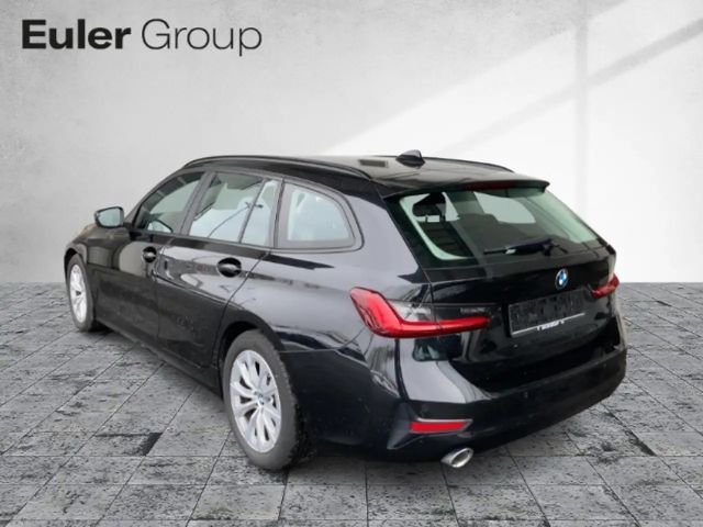 BMW 320 320d Touring