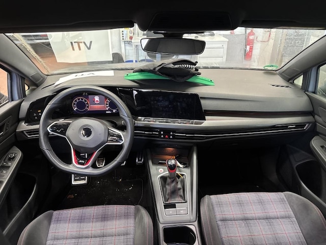 Volkswagen Golf 2.0 TSI Golf VIII