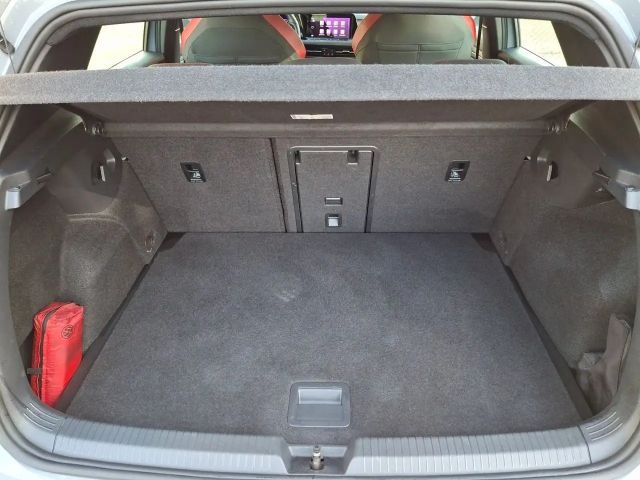 Volkswagen Golf 2.0 TSI GTI