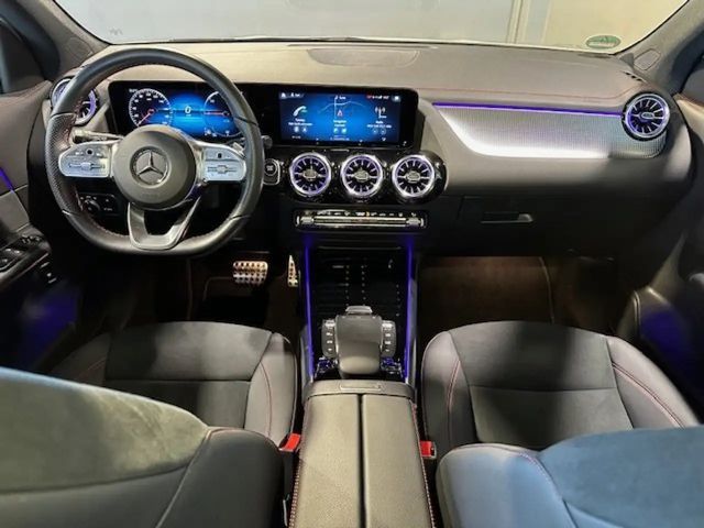 Mercedes-Benz EQA 300 4MATIC AMG Line