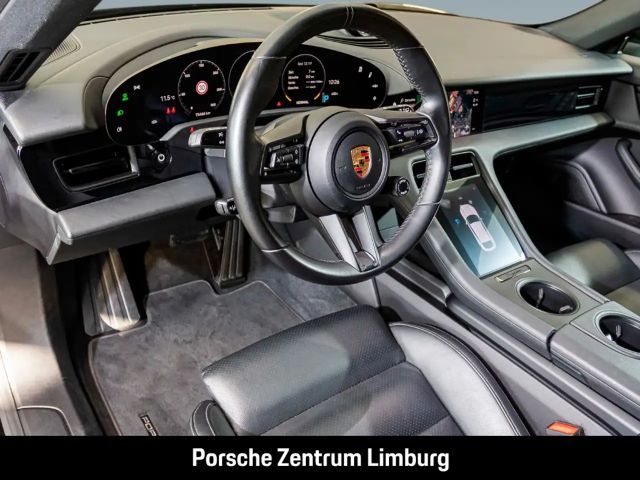 Porsche Taycan 4 Cross Turismo