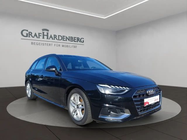 Audi A4 35 TFSI Avant S-Line S-Tronic