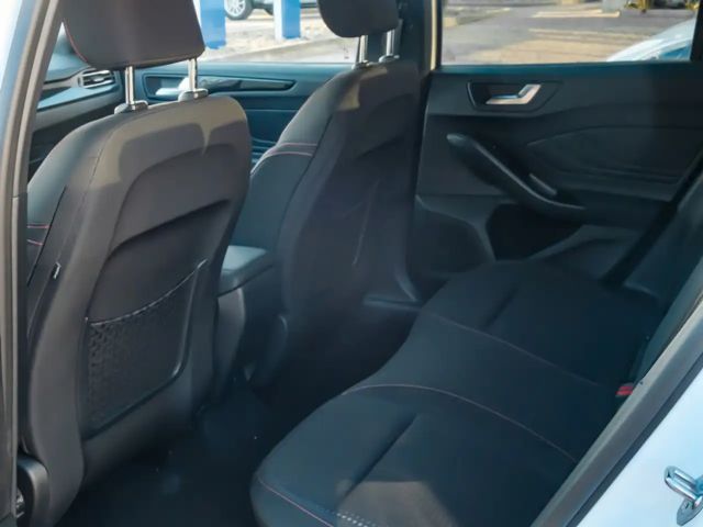 Ford Focus ST Line Wagon