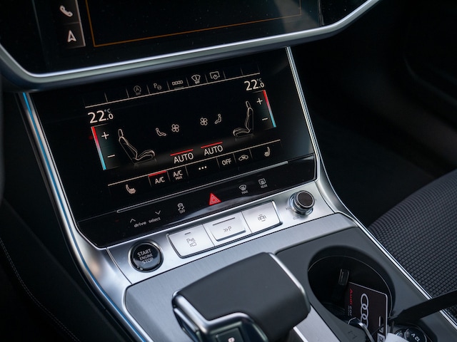 Audi A6 55 TFSI Quattro S-Line S-Tronic Sedan