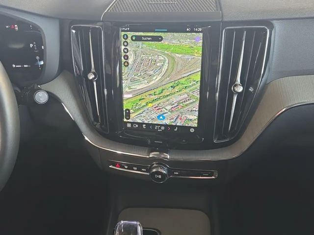 Volvo XC60 AWD Dark Plus