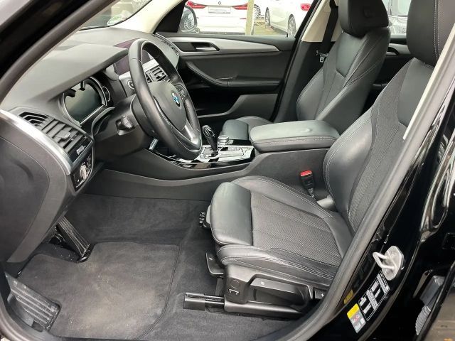 BMW X3 xDrive30e