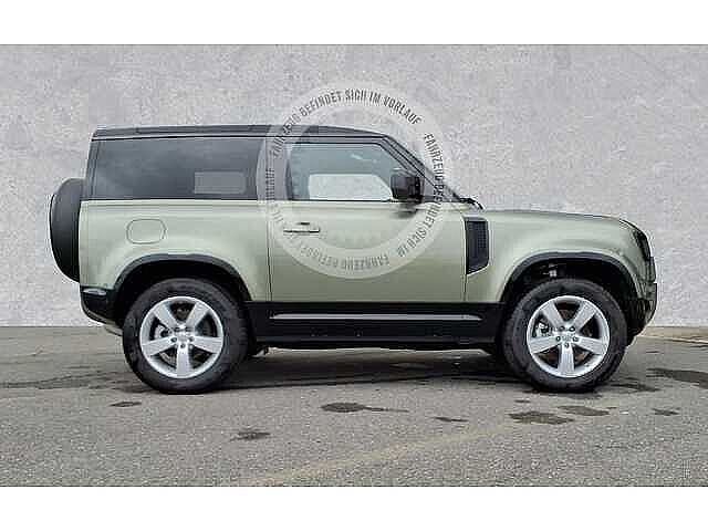 Land Rover Defender 90 Dynamic SE