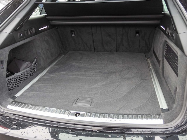 Audi A6 40 TDI Avant S-Tronic