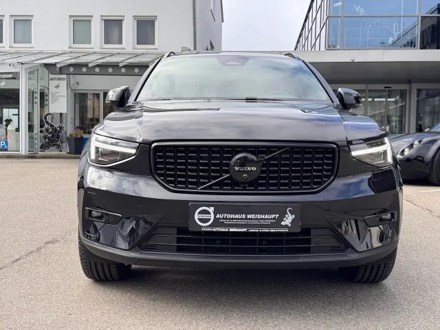 Volvo XC40 B4*Black Edition*NP&#128;57590*Pano*ACC*BLIS