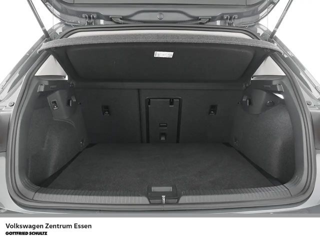 Volkswagen Golf Goal TSI LED AHK Navi Sitzhzg