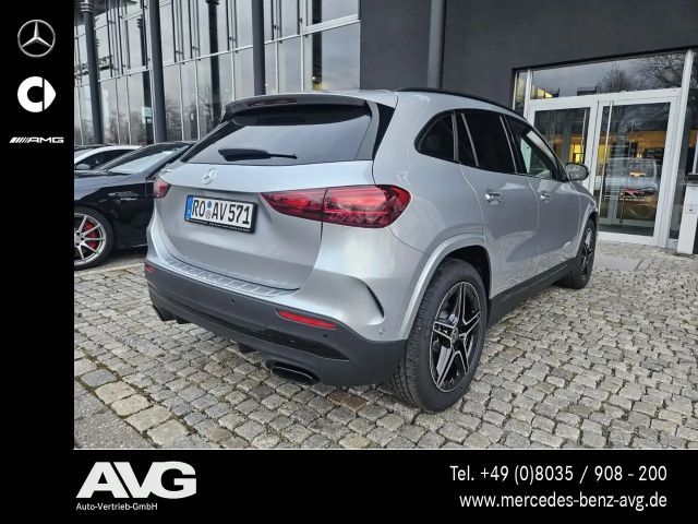 Mercedes-Benz GLA 200 AMG Line