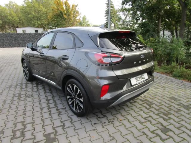 Ford Puma EcoBoost Titanium