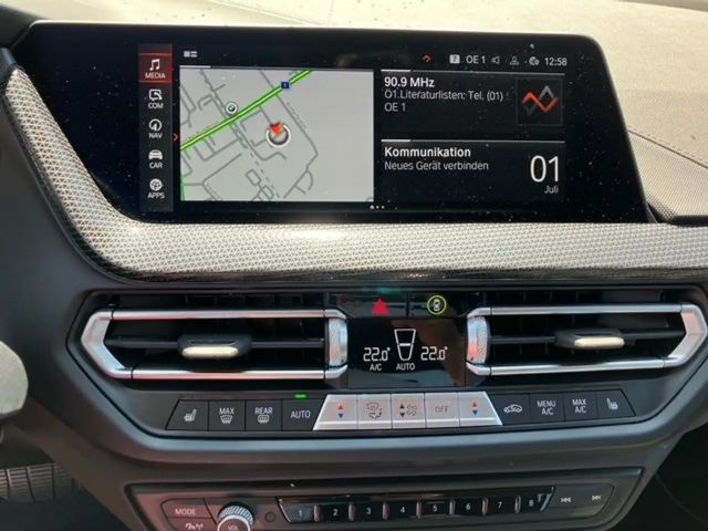 BMW 118 118i 5-deurs Sedan