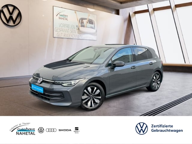 Volkswagen Golf 1.5 eTSI DSG IQ.Drive
