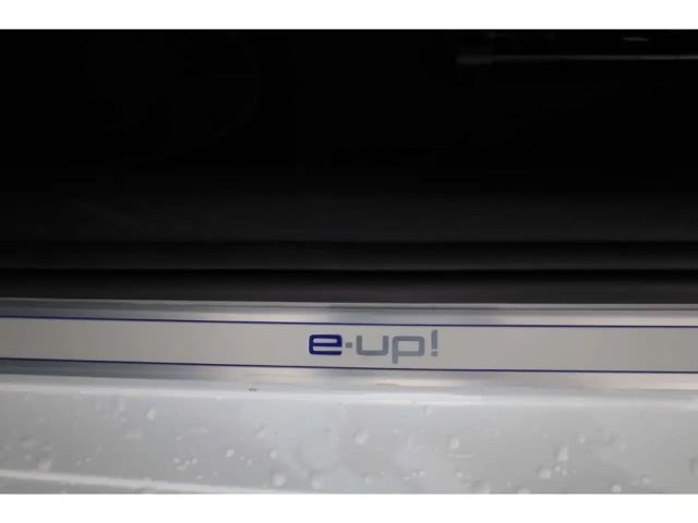 Volkswagen e-up! Move Move up!