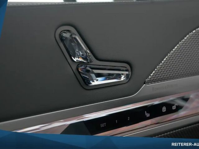 BMW 740 740d M-Sport Sedan xDrive