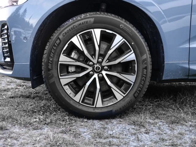 Volvo XC60 AWD Dark Plus