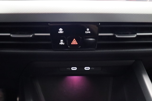 Volkswagen Golf 1.0 TSI Golf VIII Variant