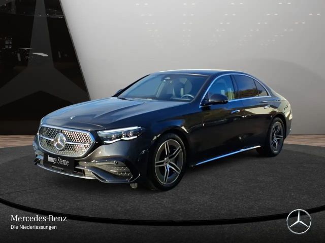 Mercedes-Benz E 200 AMG Line Sedan