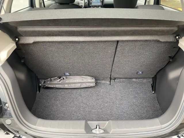 Mitsubishi Space Star Star
