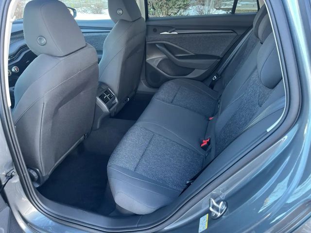 Skoda Superb 2.0 TDI Combi